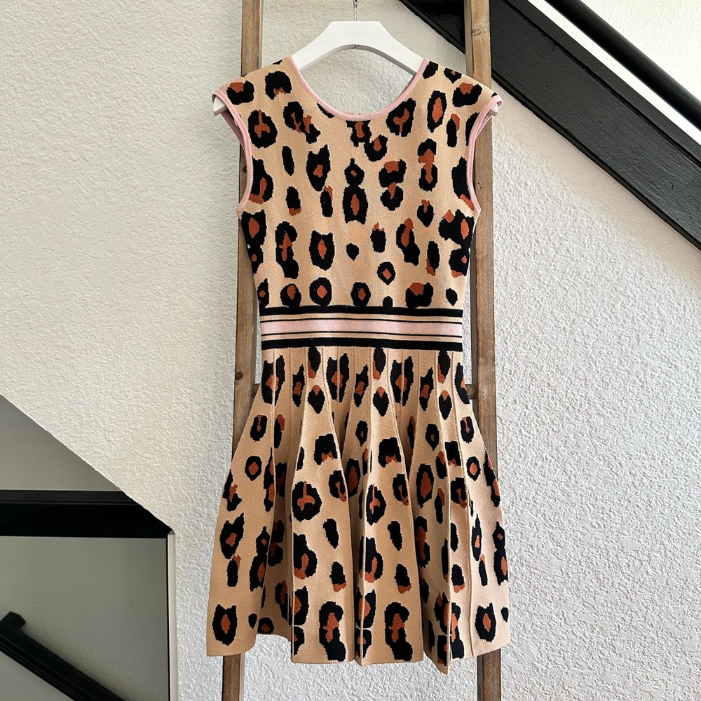 NEV & LIZZIE Girl's Leopard-Pattern Dress sz: 10/12